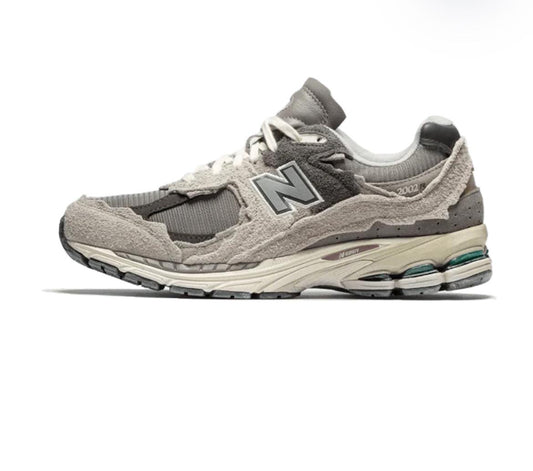 New Balance protection pack 2002r rain clound