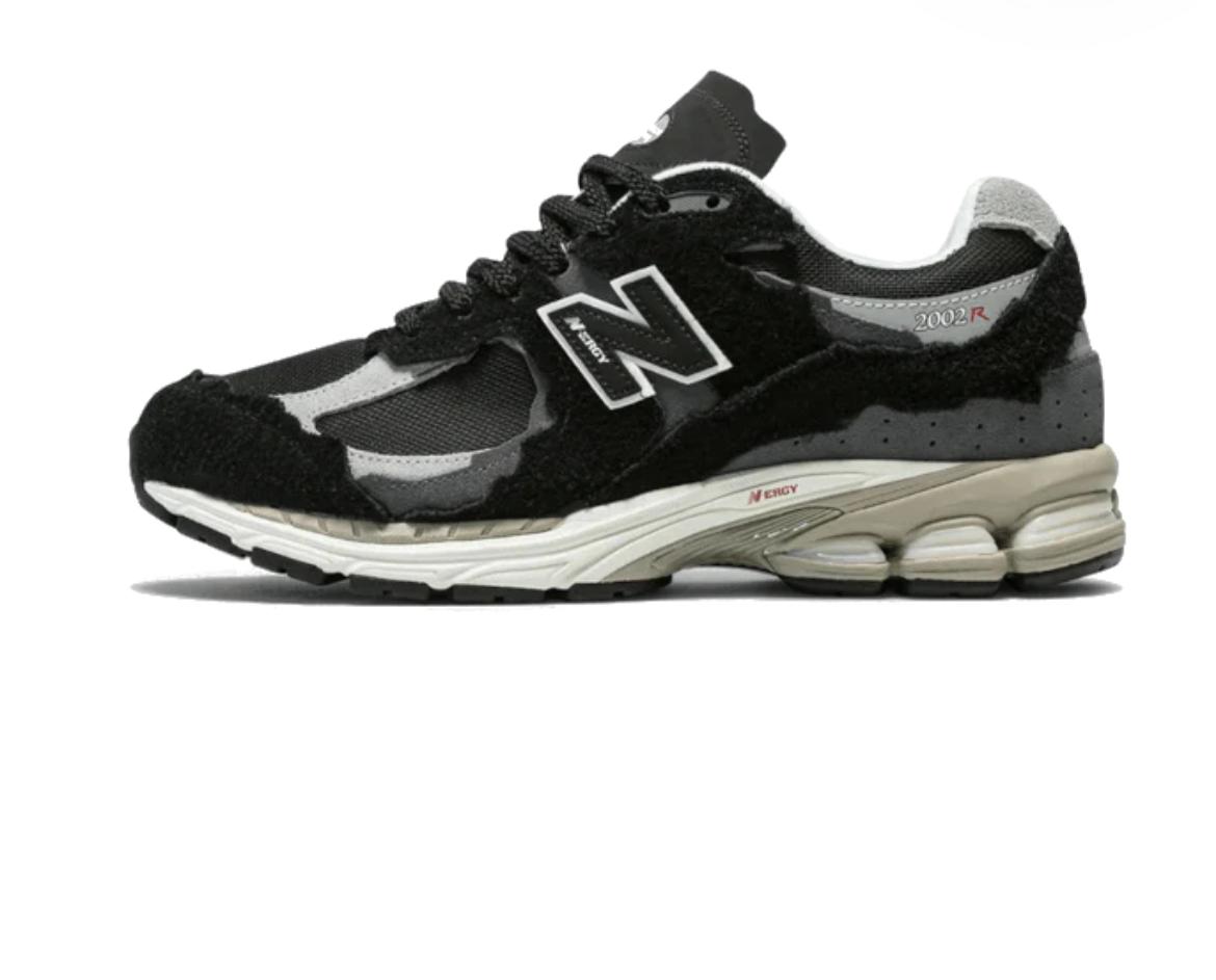 New Balance protection pack 2002r black