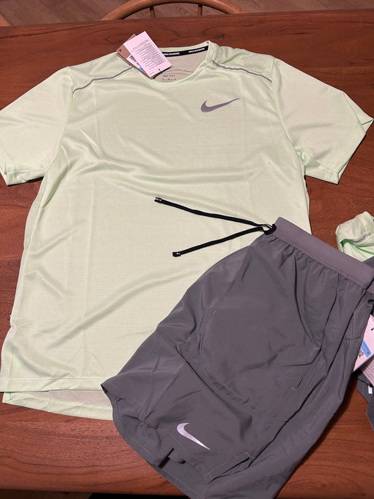 Ensemble Short et t-shirt Asics